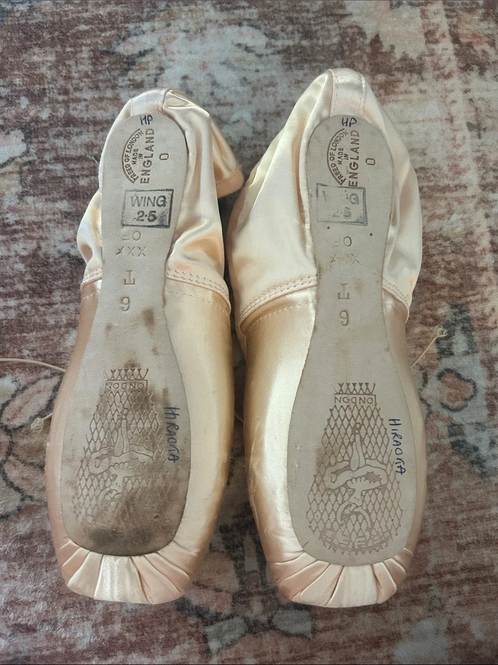 Freed custom Pointe Shoes 6 XXX T maker
